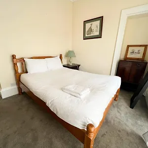Apartamento Convenient 3br Flat On Leith Walk, Edimburgo
