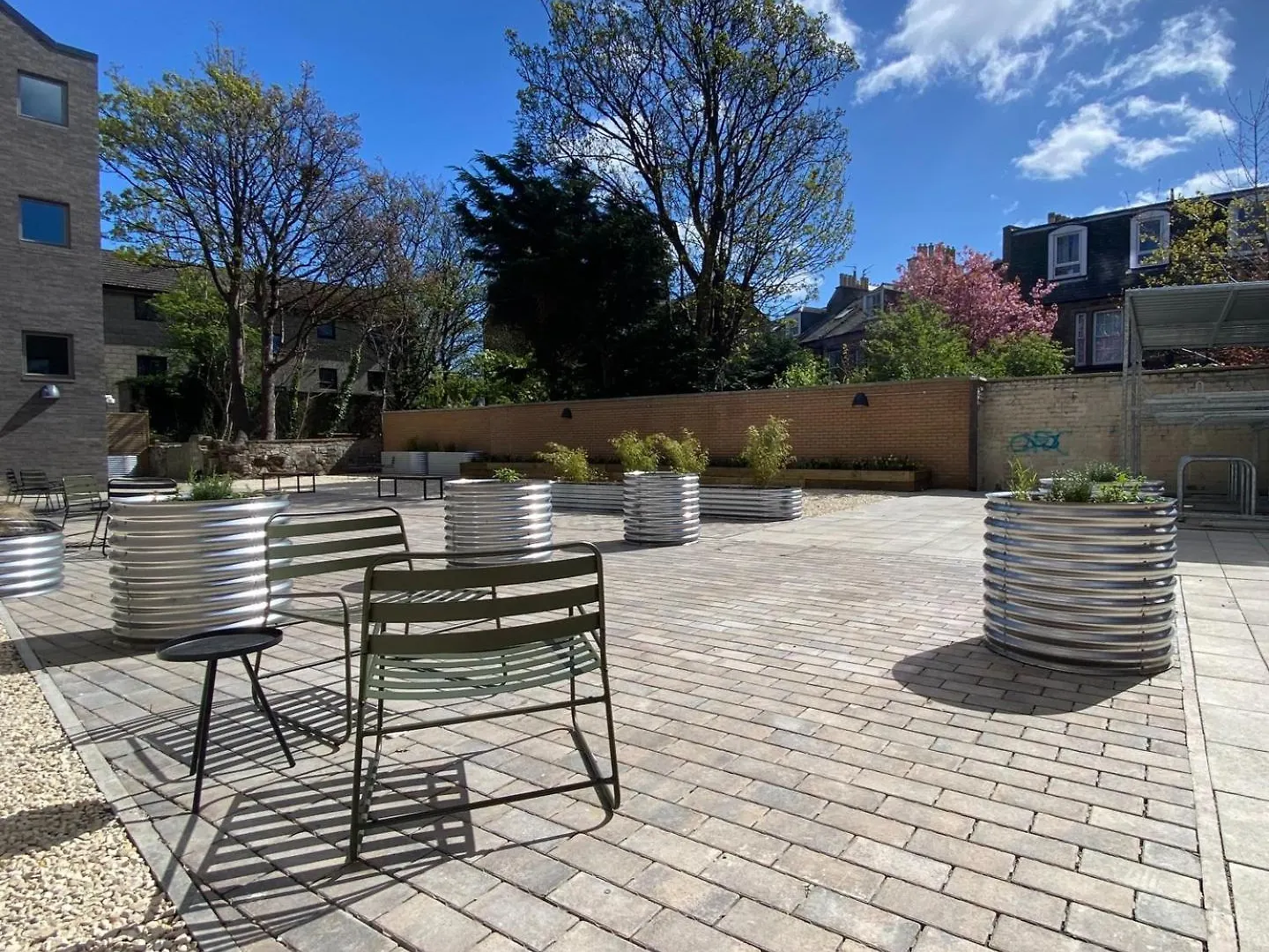 Apartment Modern Studios With Kitchen & Ensuite In Central Edinburgh